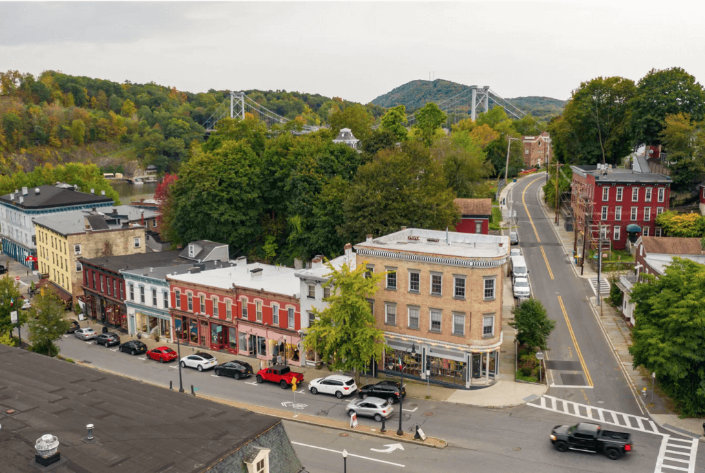 An arial view of a street in Kingston, New York